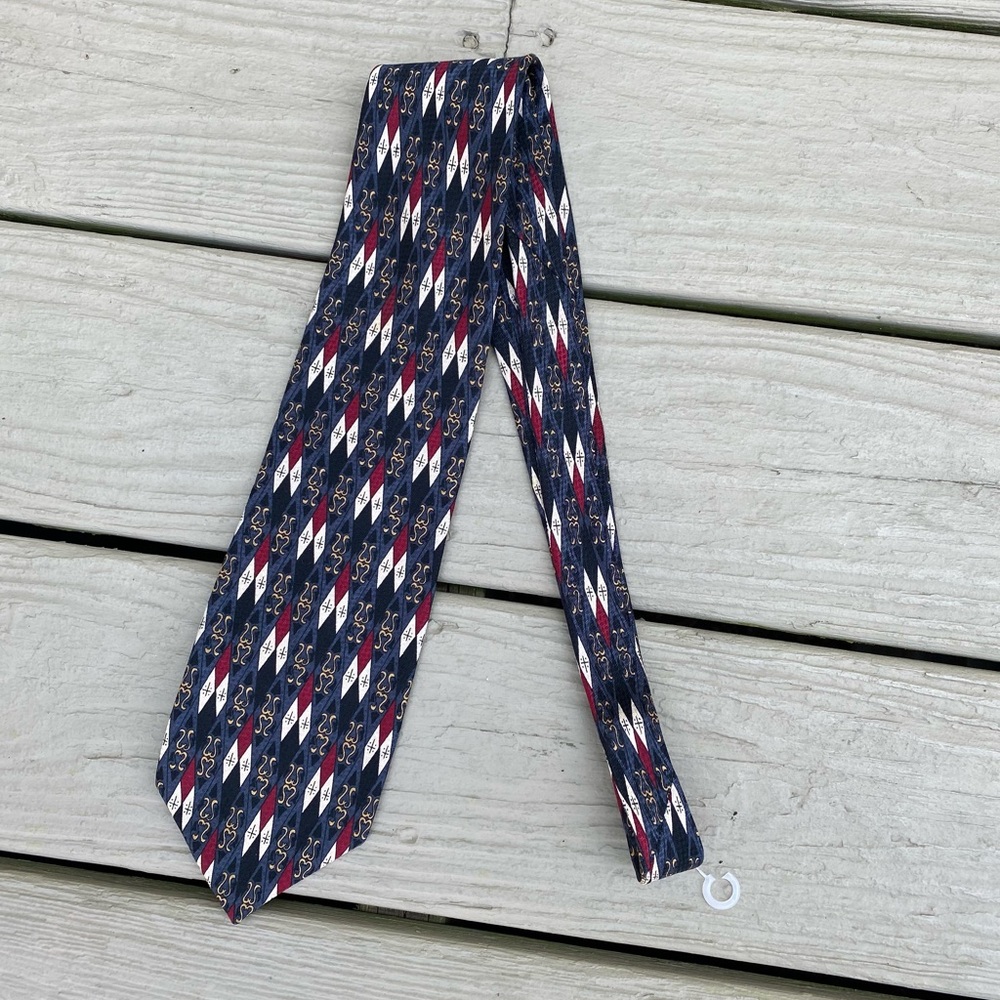 Etienne Aigner - Mens gray/burgundy/cream abstract silk tie, 59”Lx3.5”W …